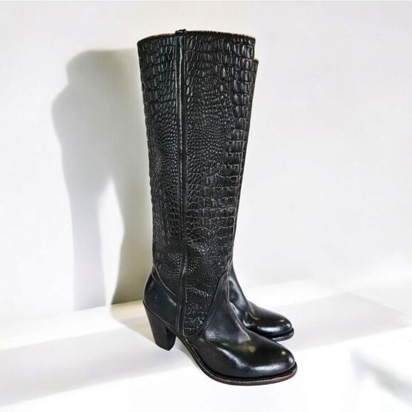 Frye Vintage Crocodile Embossed Leather Stacked Heel Boots in Distressed Black 8 - Picture 3 of 16